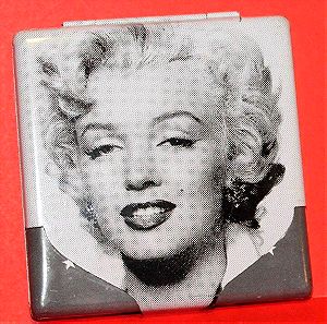Marilyn Monroe Μεταλλική ταμπακιέρα Σε καλή κατάσταση Τιμή 5 ευρώ