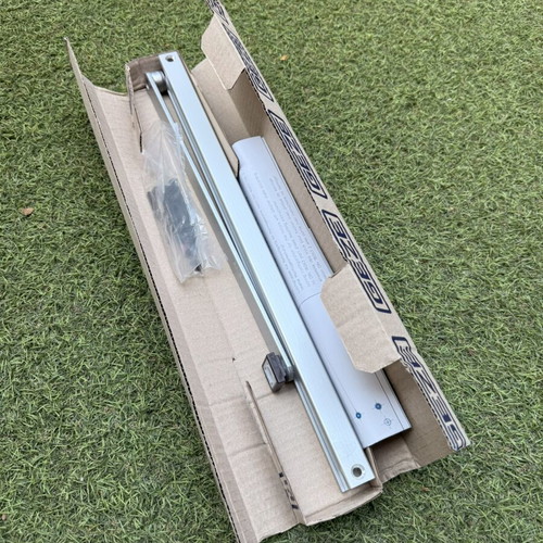 Geze TS 5000 Door Closer Set new, silver