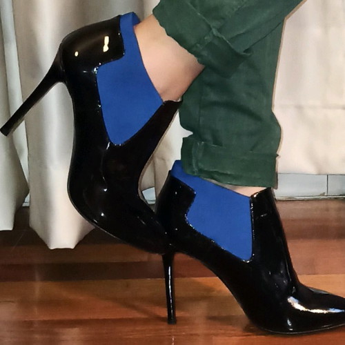 Alberto Guardiani women's shoes like new, black patent leather with blue details, size 39