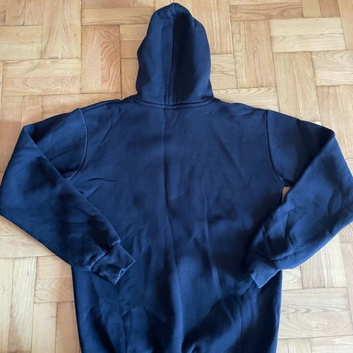 Black hoodie with fur lining, size M, like new