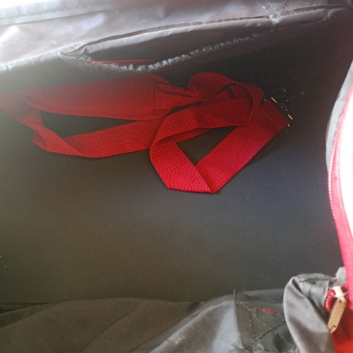Hunter travel sack like new, red, dimensions 30x60x30