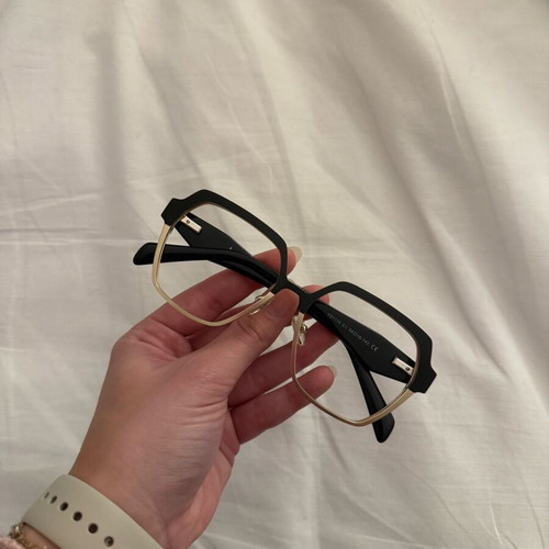 Two-tone glasses frame (black-gold) like new without lenses
