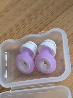Silicon earplugs lilac new, reusable