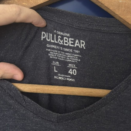 T-shirt Pull & Bear gray size L like new