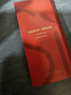 Armani Si Red Bloom Passione perfume tester new