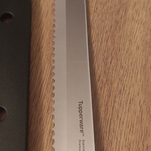 Tupperware knives set of 3 unused