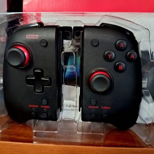 Hori Split Pad Pro Nintendo Switch controller like new