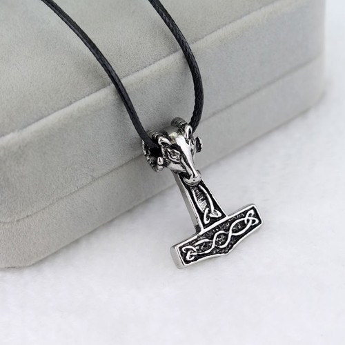 Mjolnir Thor Hammer Pendant with Cord like new