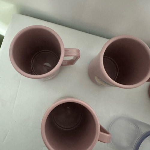 Rubbermaid mugs new, set of 7 pieces