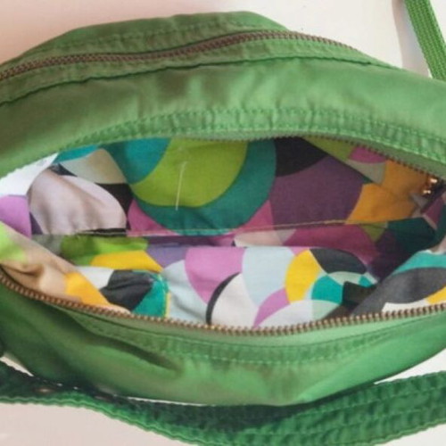 Sisley women's crossbody bag green like new