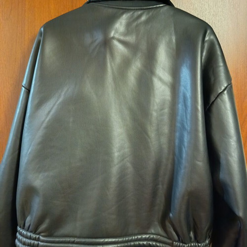 Shein leather jacket with beige lining like new, black