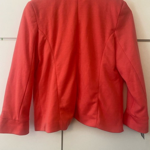 Blazer new, size 38, coral color