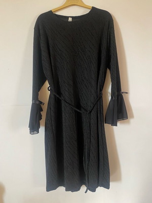 Black festive dress New Collection like new, alpha line with belt