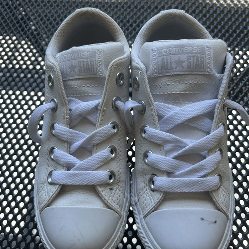 Converse All Star leather kids' shoes like new, size 31, white