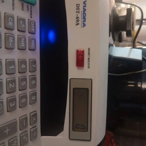 Counterfeit Money Detector new, functional
