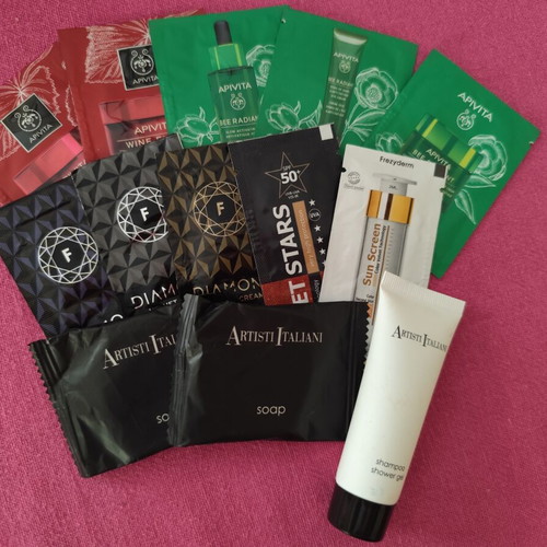 Fezyderm Apivita Artisti Italiani skincare samples set new