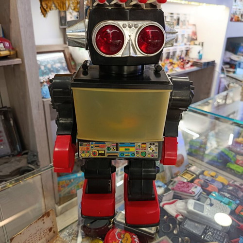 Saturn the Giant Robot Kamco used vintage toy
