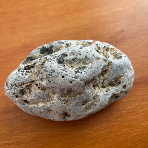 Natural stone with quartz veins new, decorative