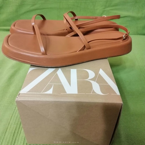 Zara δερμάτινα πέδιλα καφέ καινούργια, μέγεθος 42