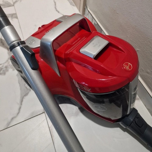 Hoover Breeze vacuum cleaner 700W like new 2Lt