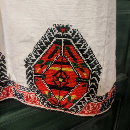 Museum handmade festive shirt used, Florina, early 20th century