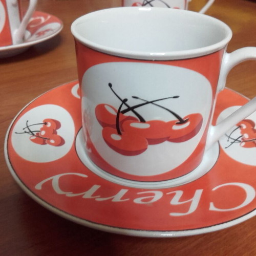 Coffee cups with cherries set of 5 with 4 saucers like new