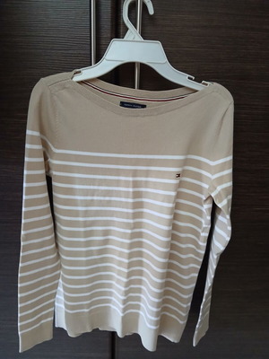 Tommy Hilfiger sweater like new, XS, white and beige