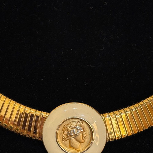 Monet necklace and earrings set vintage, used, white and gold