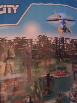Lego posters and catalogs like new, collectible sets