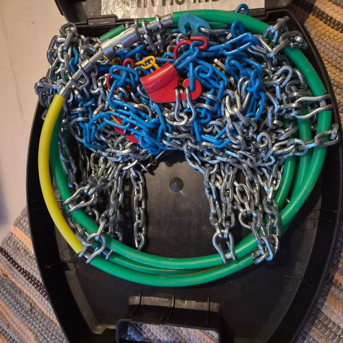 Chains for 4x4 like new