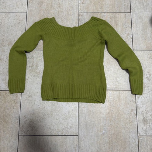 Knit sweater used, green