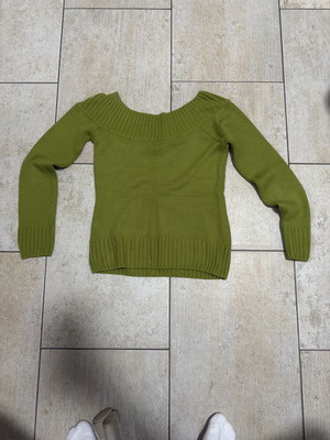 Knit sweater used, green