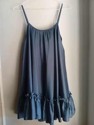 Short satin dress new, blue, one size