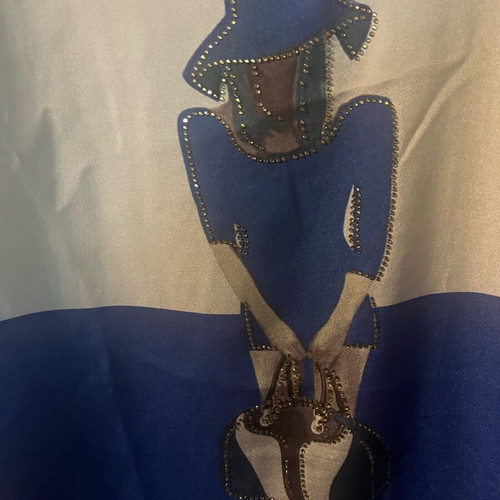 Women's blouse used with figure and strass, size M, blue