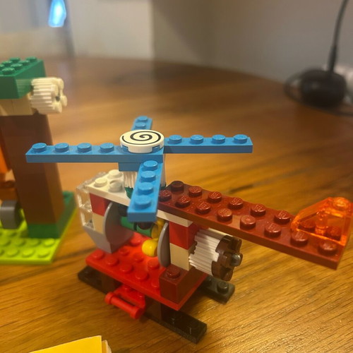 Lego Classic 10712 like new, bricks with booklet without box