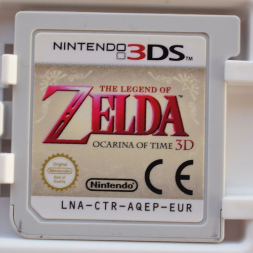 The Legend of Zelda: Ocarina of Time 3D Nintendo 3DS game like new