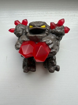 Фигура Skylanders Prism Break 2014 от McDonald’s Happy Meal употребявана