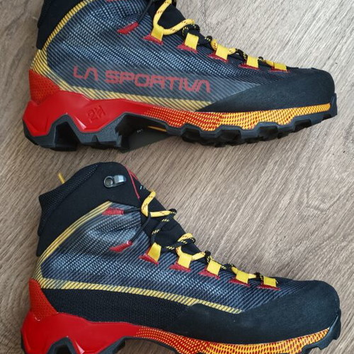 La Sportiva Aequilibrium Hike GTX hiking shoes, women's size 40.5