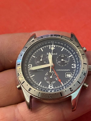Men's watch used, not working, needs service