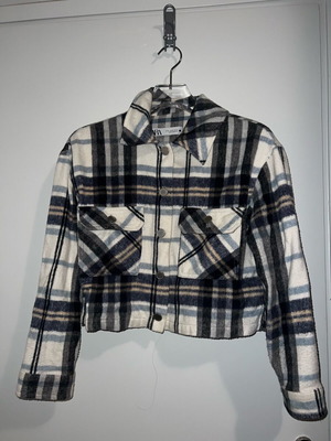 Cropped striped jacket Zara like new, white and blue, size XS