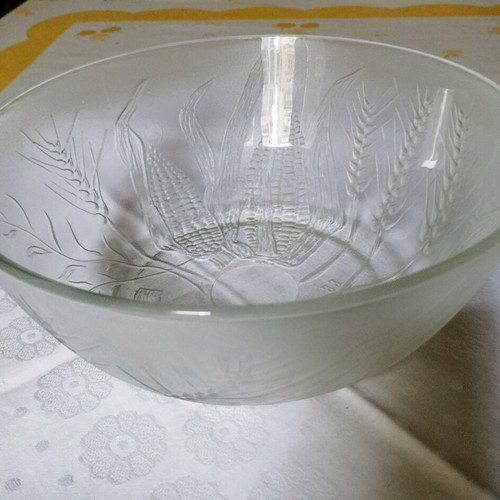 Vintage Duralex France bowl with embossed Harvest design like new