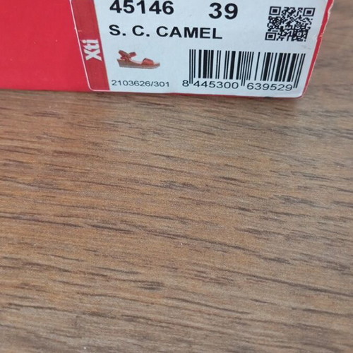 Xti platform sandals No 39 camel like new, 6 cm heel