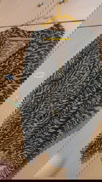 Διαφανη  τονικότητα animal print φαρδιά  γραμμή  ένα μέγεθος