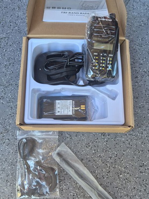 Ασύρματος Baofeng VHF UHF καινούριος στο κουτί