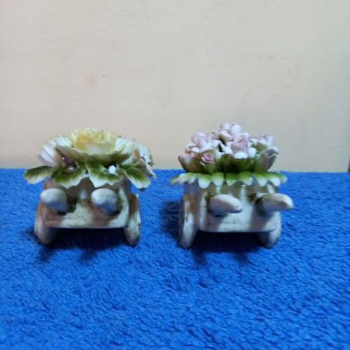 Capodimonte porcelain flower carts set used with hand-painted details