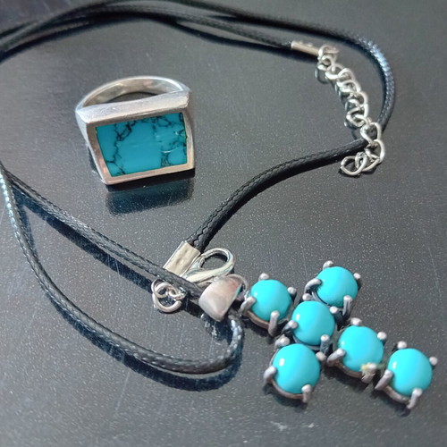 Silver 925 jewelry set with turquoise ring and cross necklace
