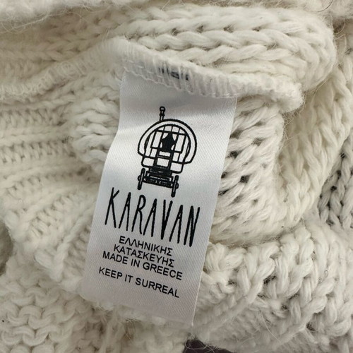 Karavan white pullover one size like new, balloon sleeves