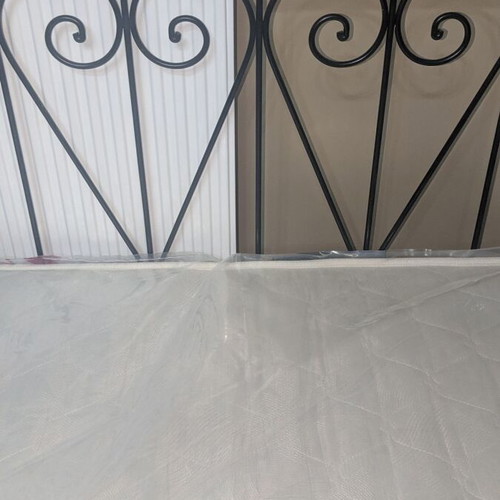 Iron bed frame with mattress like new 0.90x2.00 m