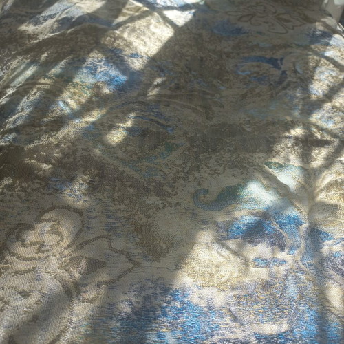 Ethnic large tablecloths pack of 4 like new, double-sided