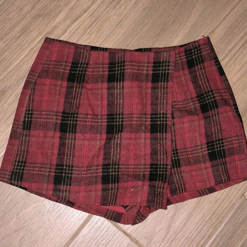 Shein skirt shorts new, black and red, size XL
